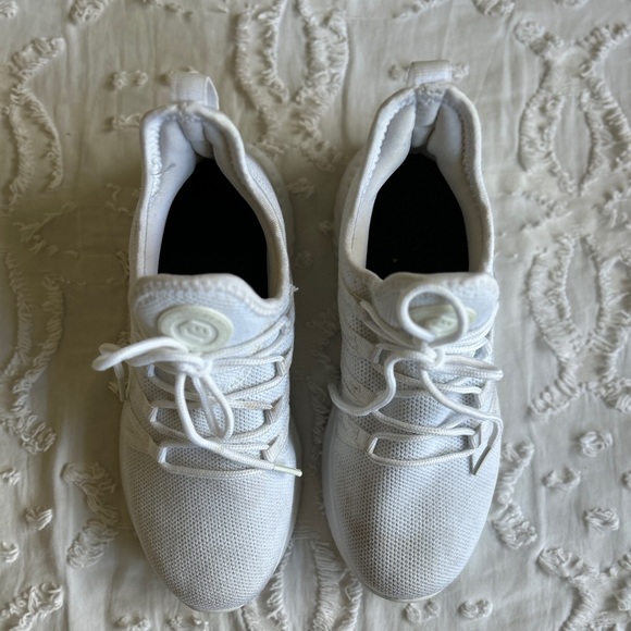 Feethit Size 6 White Women’s Slip On Running Shoes Non Slip - Picture 4 of 12